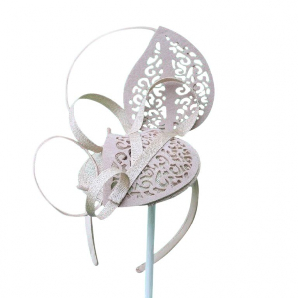 Lacey Nude Fascinator.