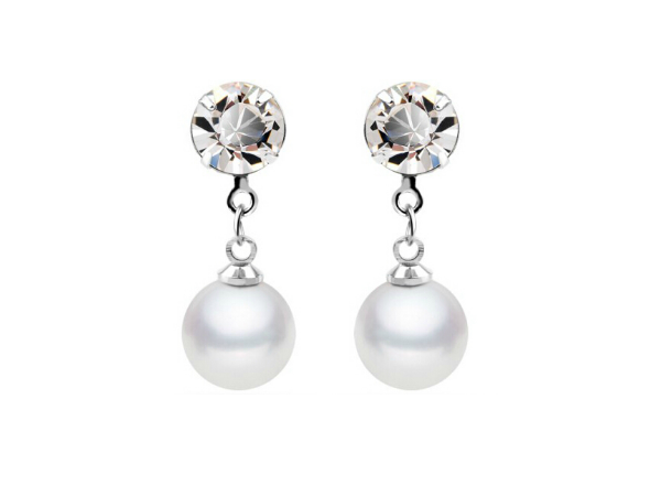 E215 Pearl earring