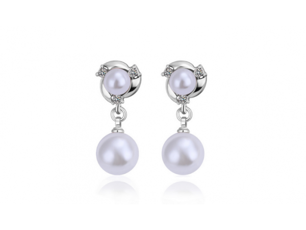E225 Silver & Pearl Earring