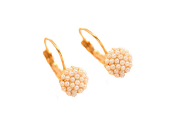 E420 Small pearl drop earring